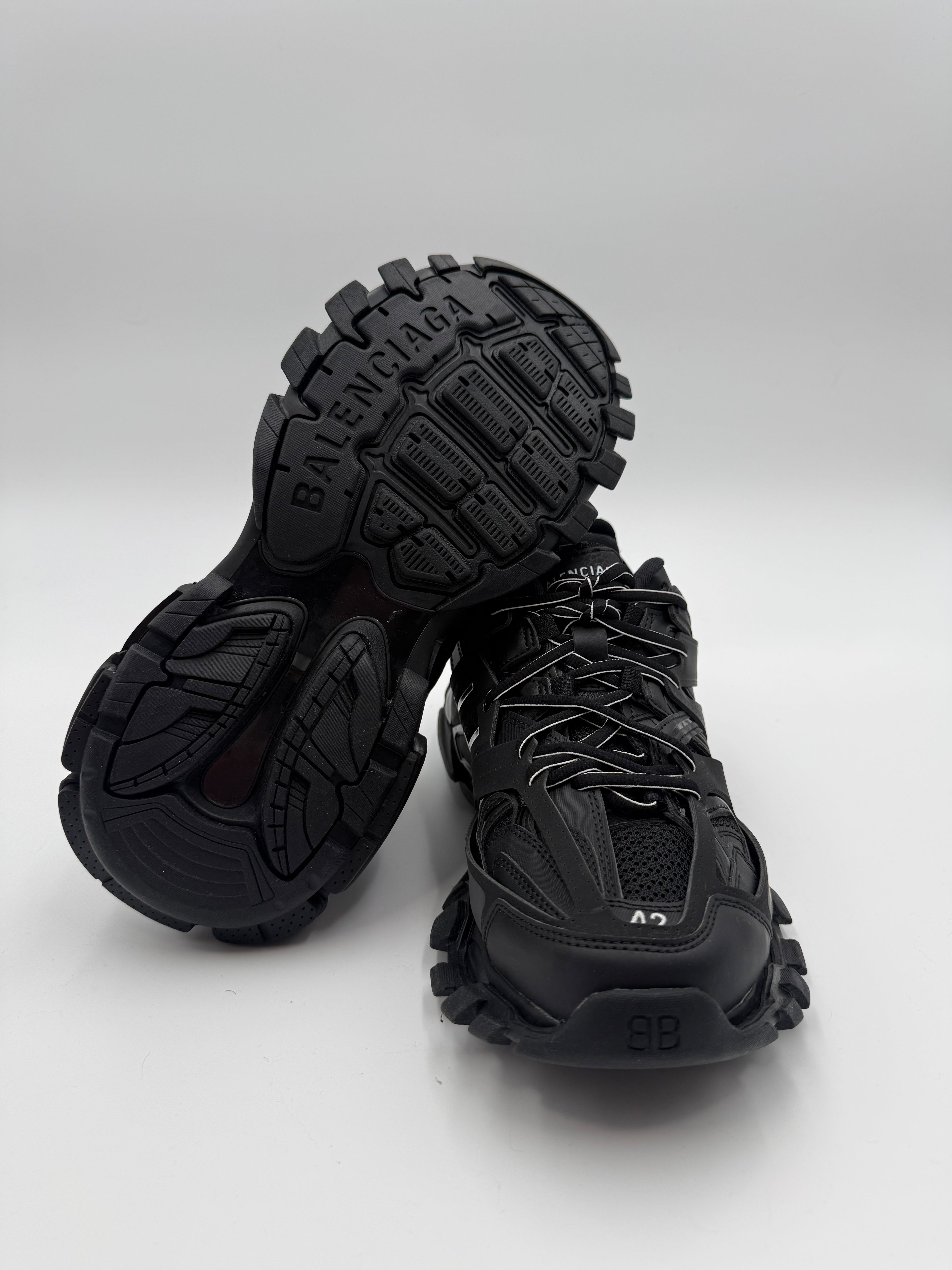 Balenciaga Track Black